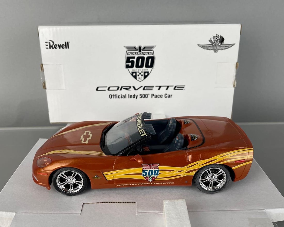 Revell 2007 Corvette Indy 500 Die-Cast Pace Car: Promo model, orange, like new in original packaging
