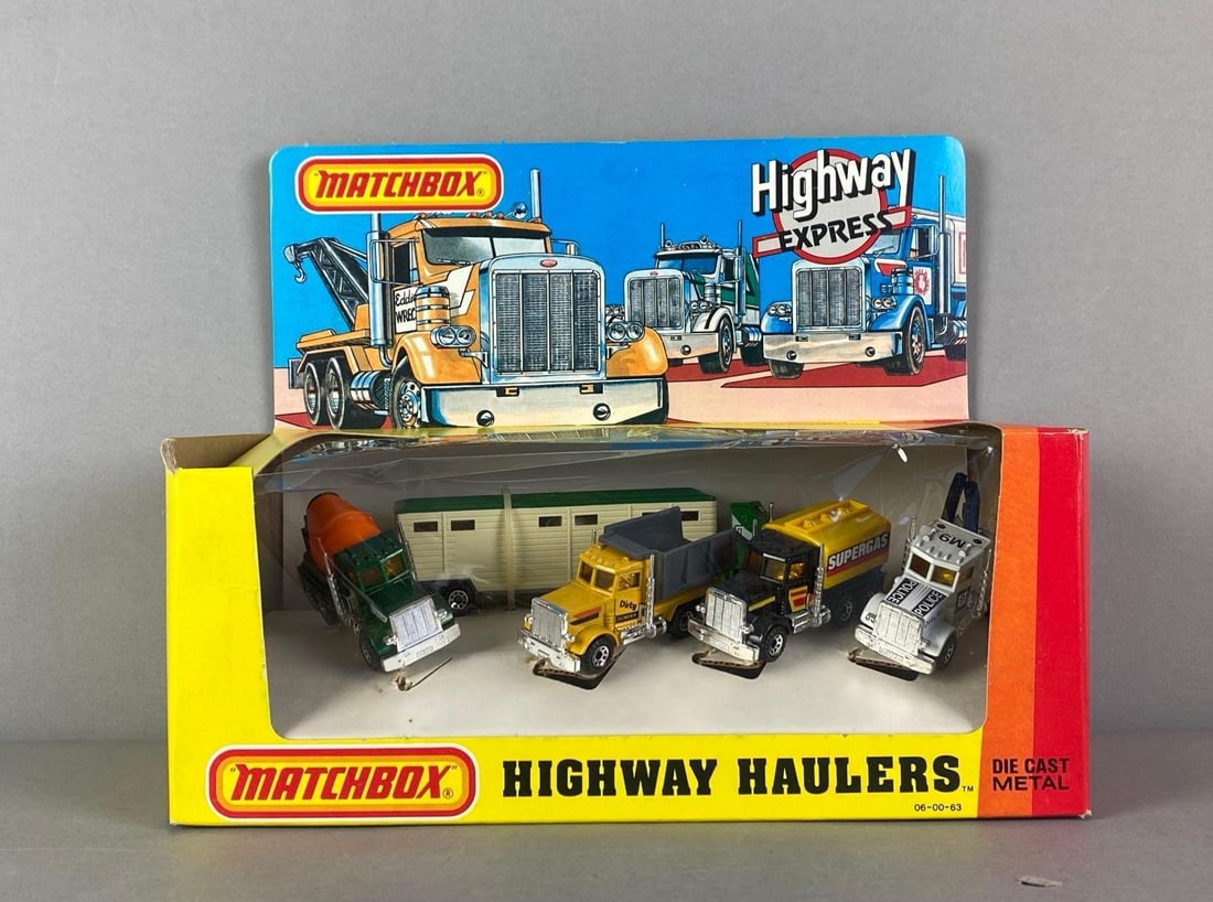 1982 Matchbox Highway Express Haulers Gift Pack (1 of 2)