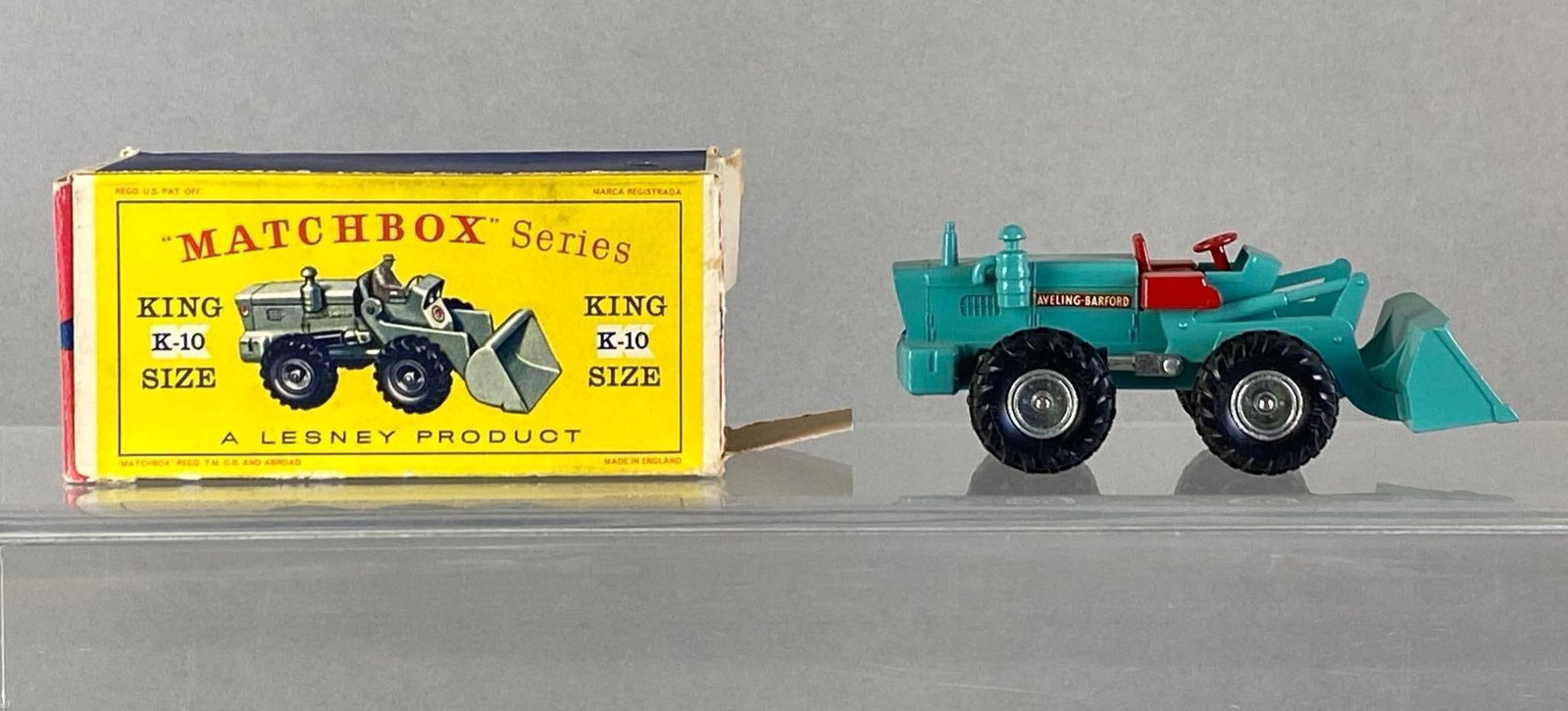 Matchbox K-10 King Size Aveling-Barford Tractor-Shovel (1 of 6)