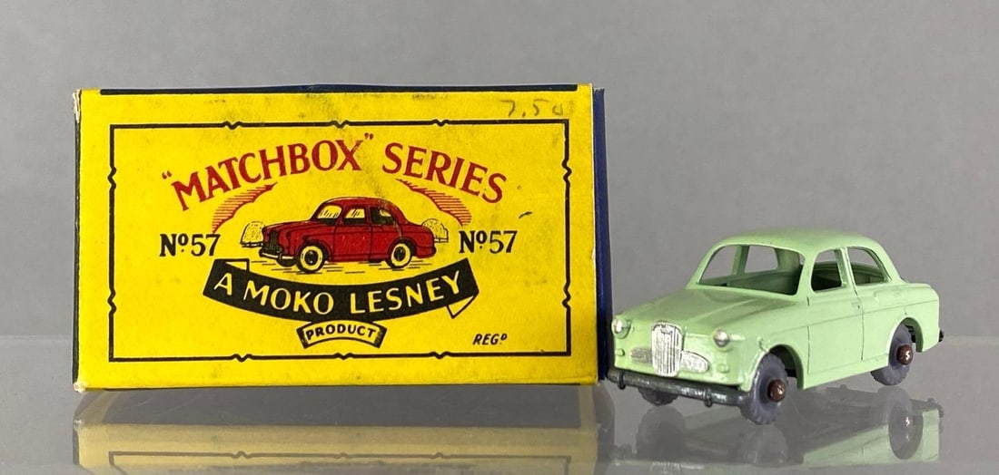 Matchbox No. 57 Wolseley 1500 (1 of 7)