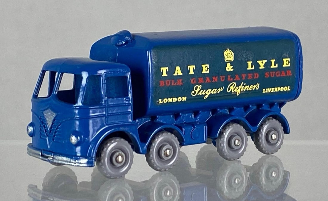 Matchbox No. 10 Foden 15 Ton Sugar Container (1 of 6)