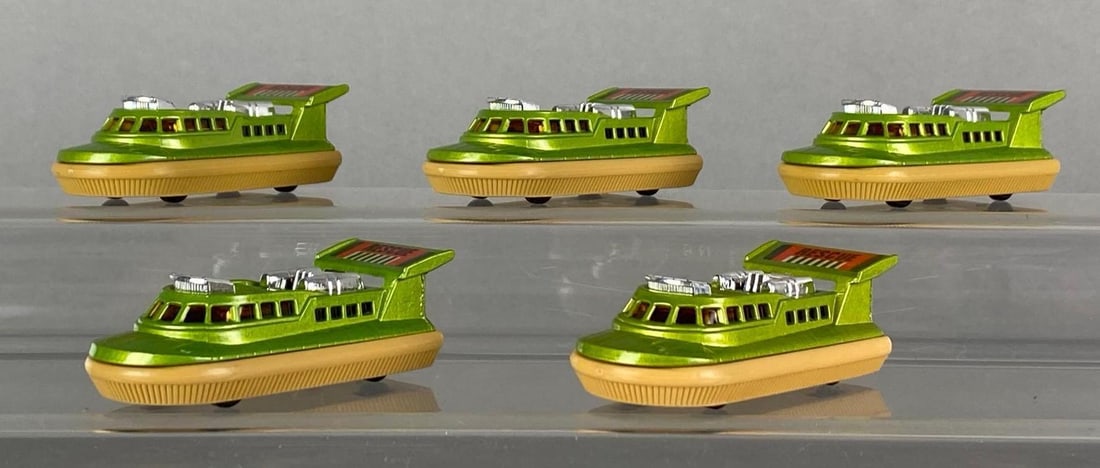 Group of 5 Matchbox No. 72 and 2 Hovercraft (1 of 2)