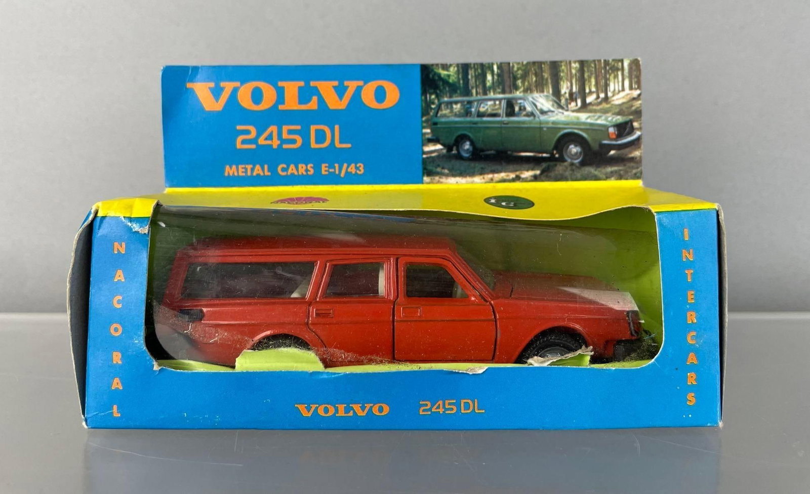 Nacoral Inter Cars Volvo 245 DL Die-Cast Car: 1/43 scale original packaging