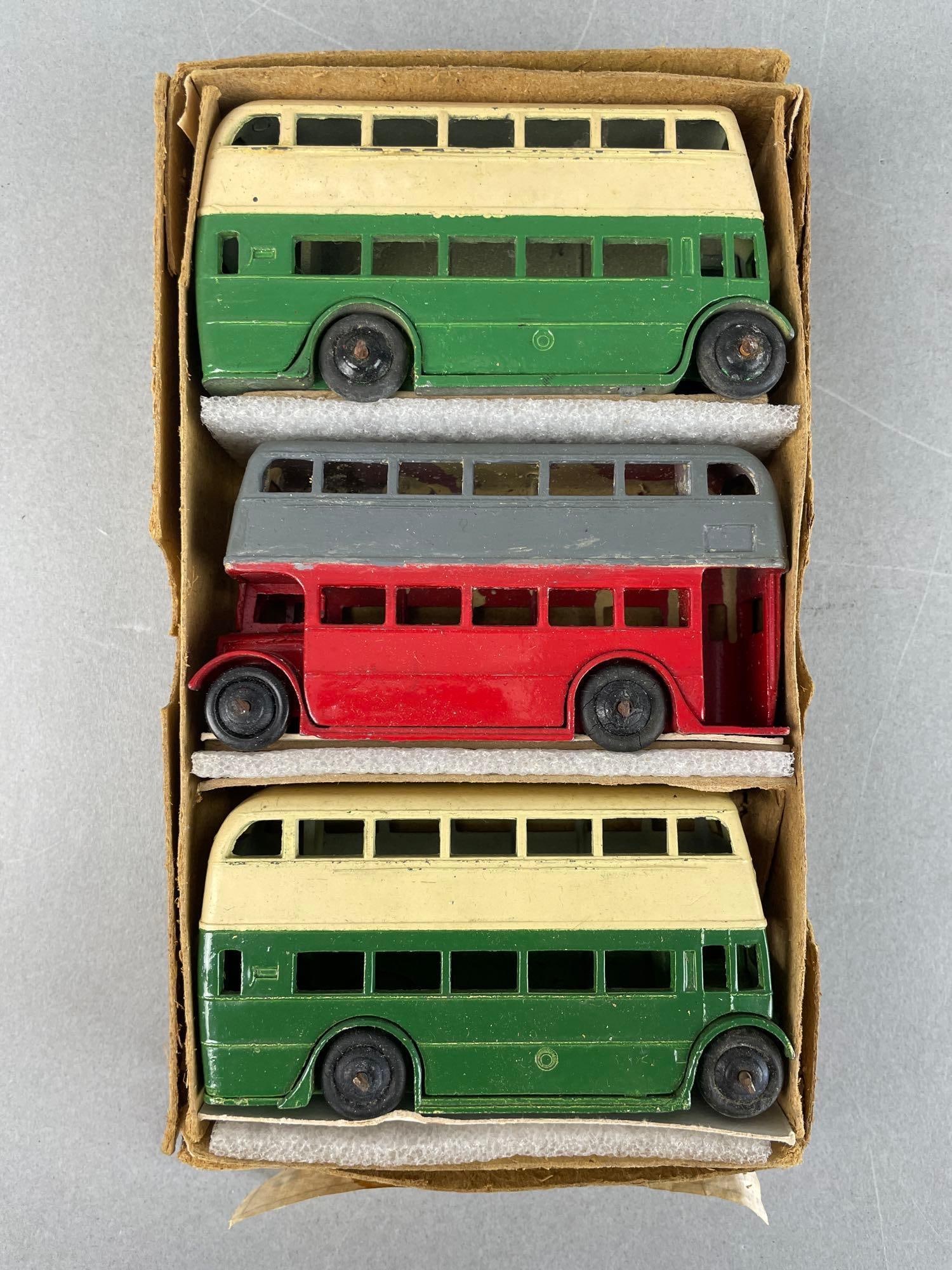 Set of 3 Dinky Toys Streamlined Die-Cast Double Decker Buses (1 of 3)