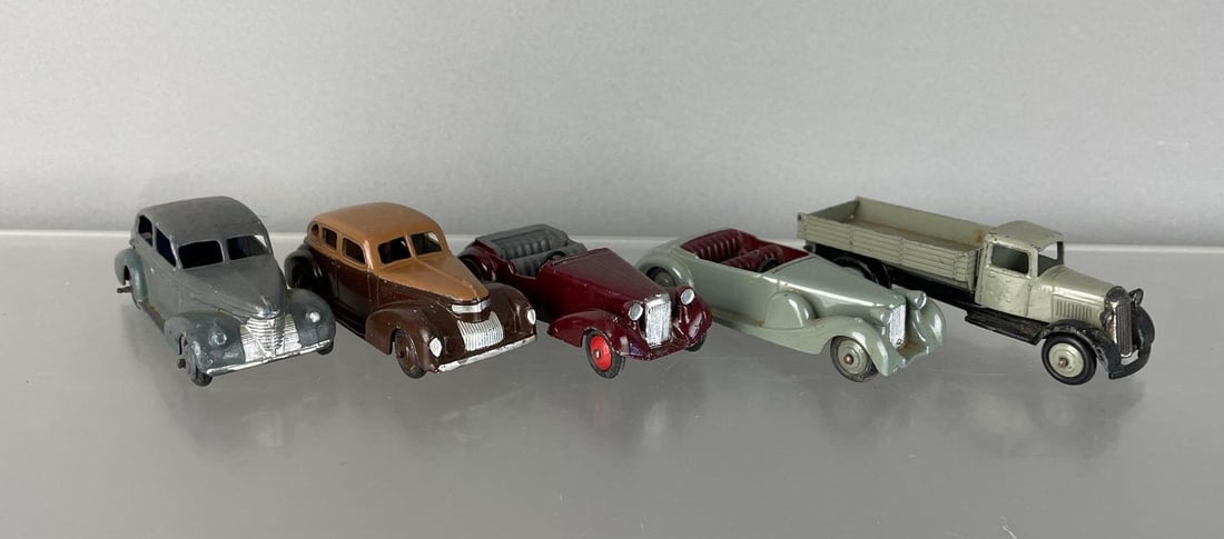 Group of Dinky Toys Die-Cast Vehicles (1 of 4)
