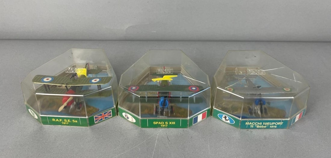 Group of Edison Air Line H.F. Heroes Wings Die-Cast Fighter Planes (1 of 3)
