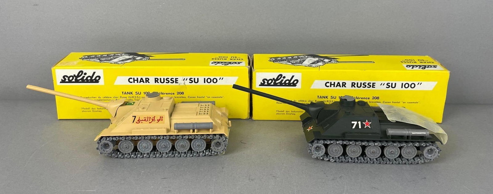 Group of 2 Solido Char Russe SU 100 Die-Cast Russian Tanks (1 of 4)
