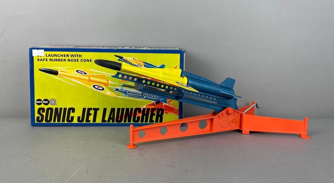Marx Toys Sonic Jet Launcher: Complete, original box measures 6" x 11 1/4" x 3 1/2"