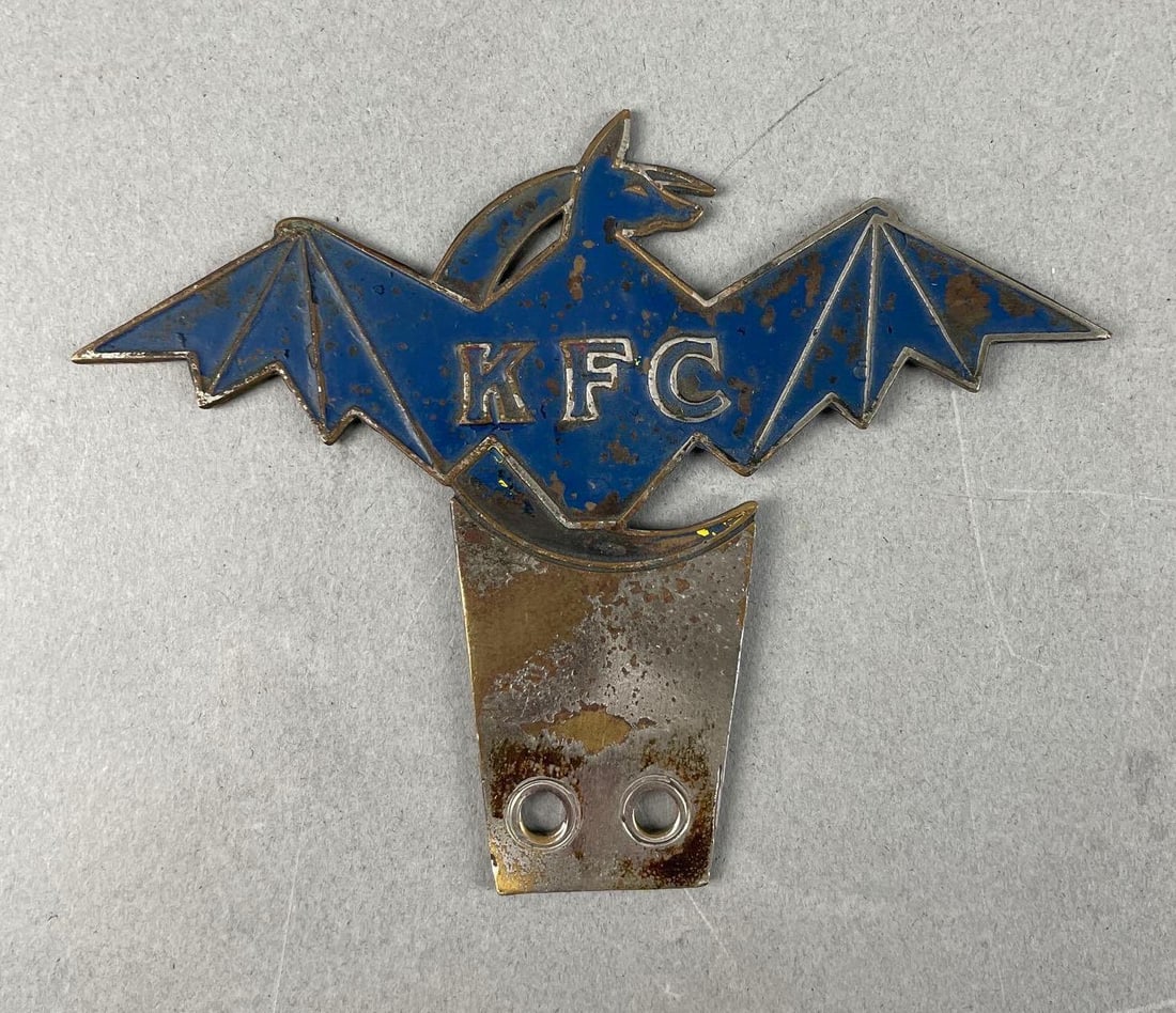 Vintage KFC Bat Flying Club Badge (1 of 2)