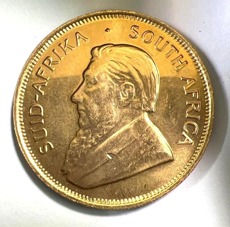 1981 South Africa 1/2 oz Gold Krugerrand Coin Fine Gold (1 of 2)