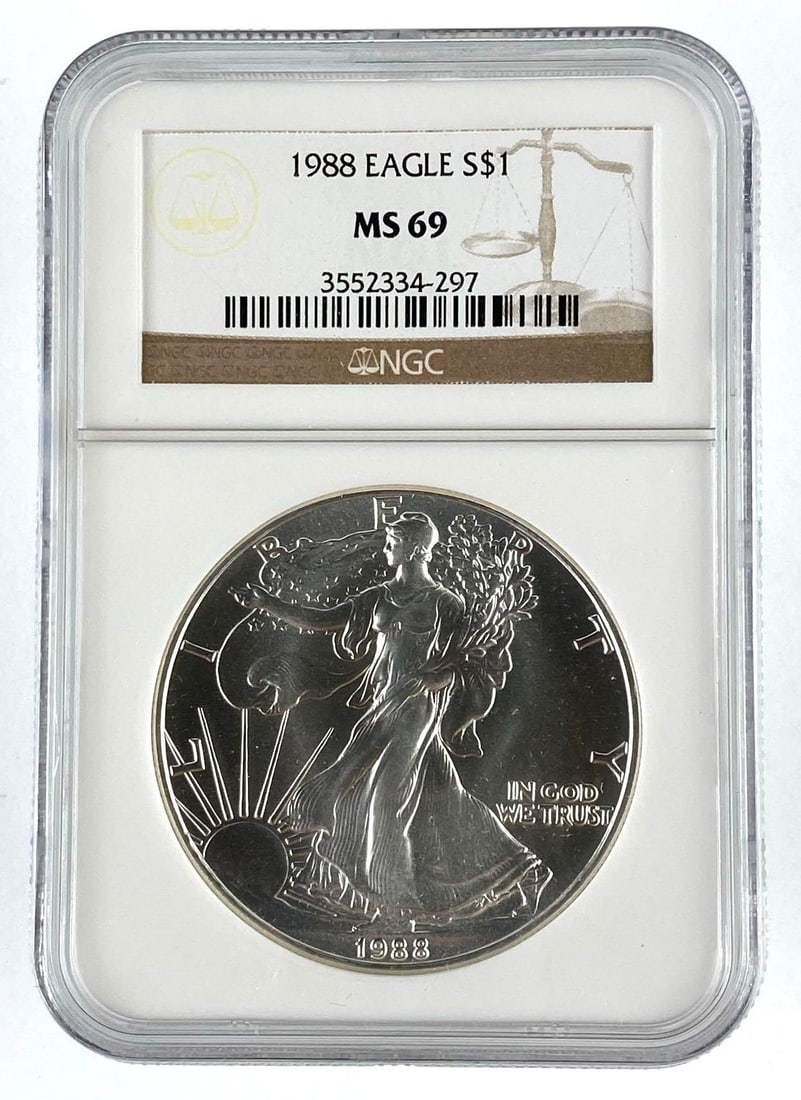 1988 US 1oz .999 Fine Silver American Eagle NGC MS69: 1988 US 1oz .999 Fine Silver American Eagle NGC MS69