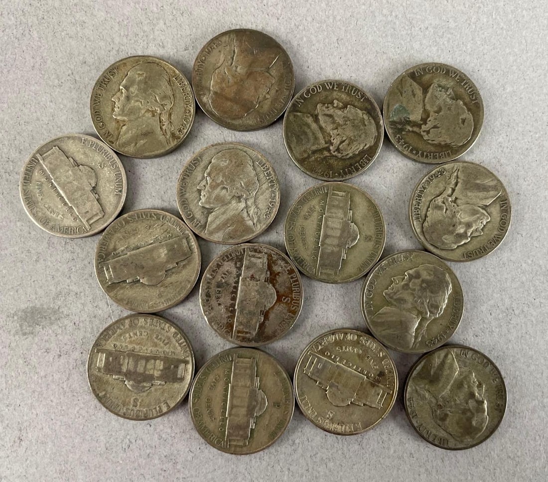 Group of 15 Jefferson Sillver Nickels: Group of 15 Jefferson Sillver Nickels