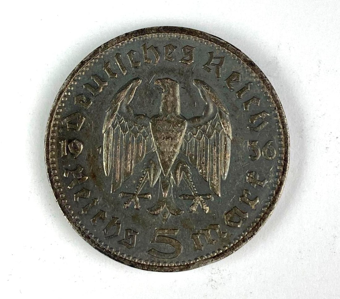 1937 WW2 German Paul von Hindenburg 5Reichsmark Silver Coin (1 of 2)