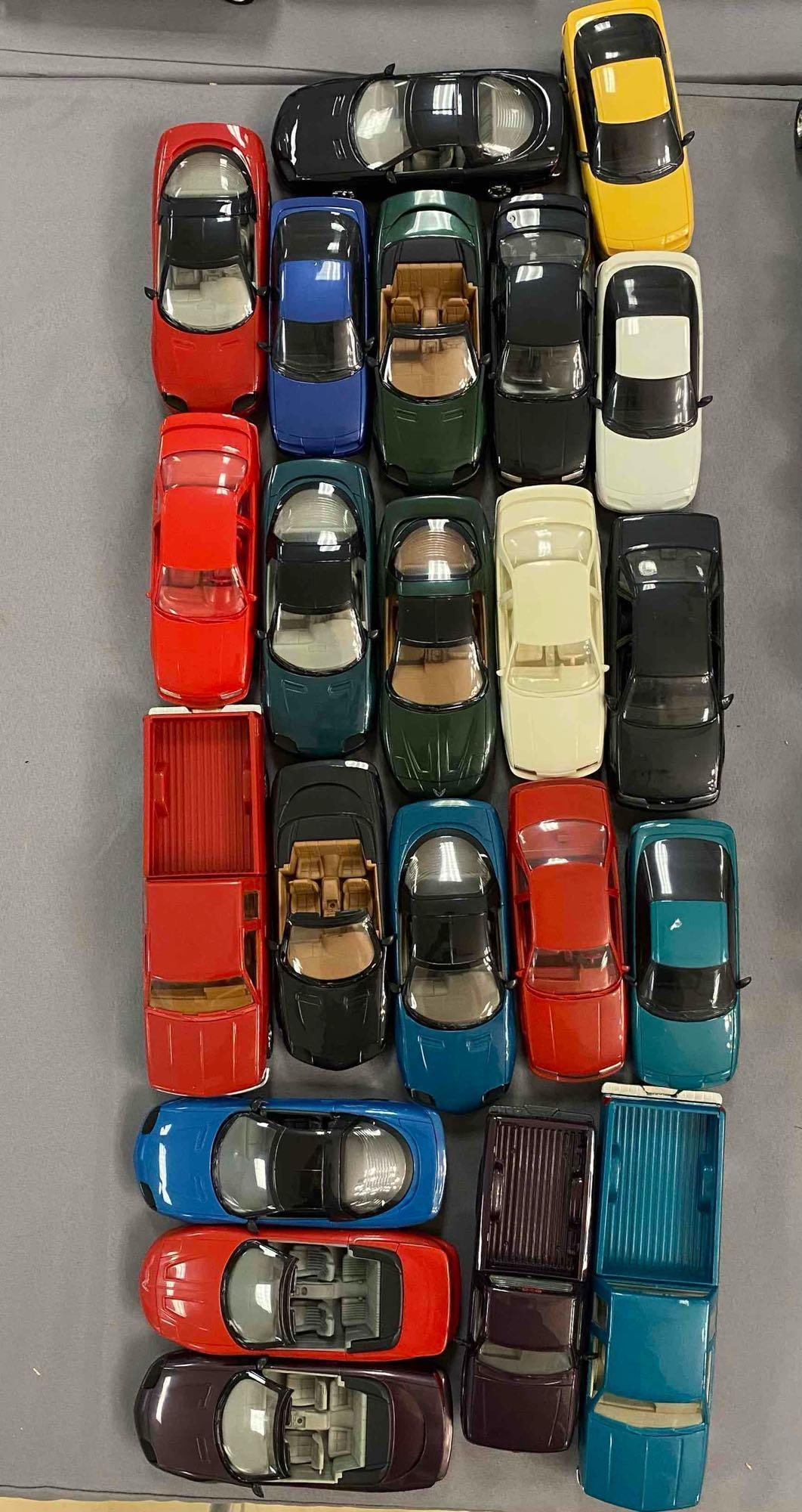 Group of 20+ Model Kit Cars: Missing/ Broken pieces. Includes many car brands. 1/24 and 1/25 Scales. No in house Shipping. Third party recommended.