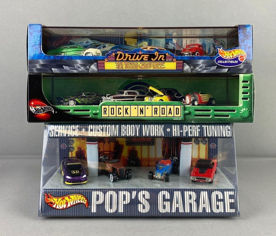 Group of 3 Mattel HotWheels 1:64 Scale Die Cast Vehicles (1 of 3)