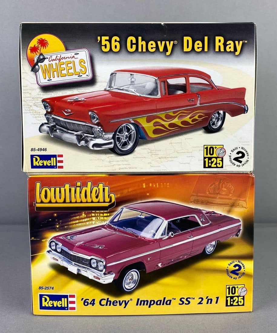 Group of 2 2011 Revell 1:25 Model Kits (1 of 3)