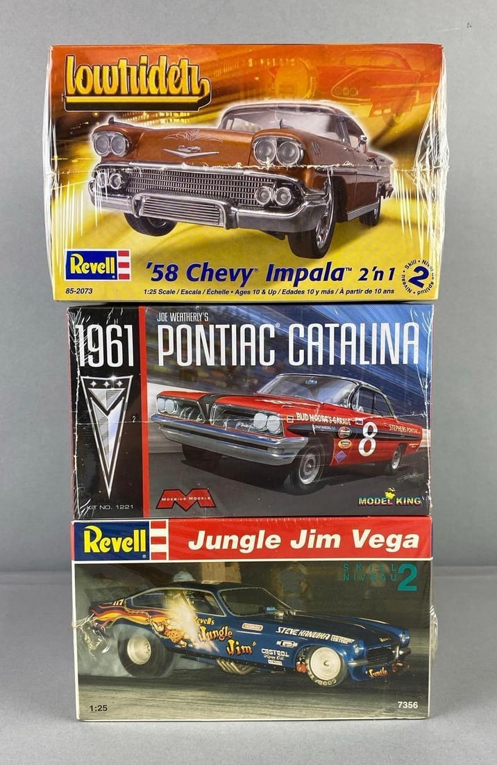 Group of 3 Revell 1:25 Model Kits (1 of 3)