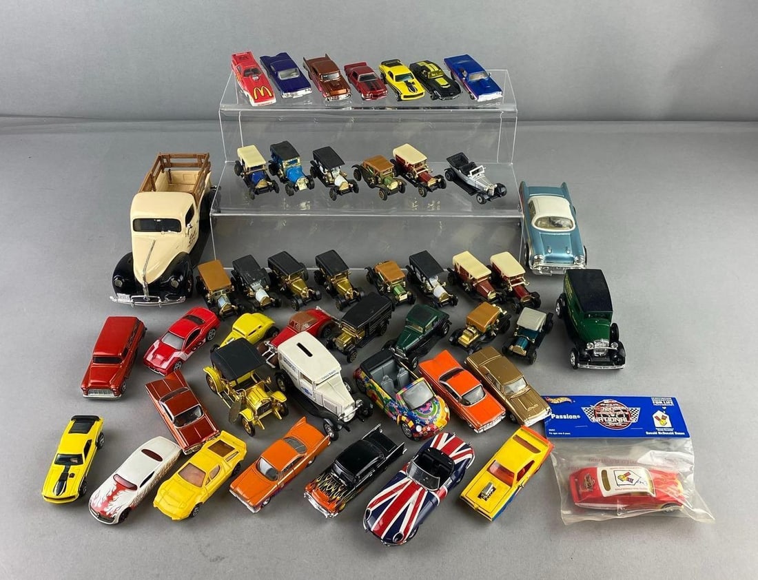 Group of Assorted 1:64 Scale Die Cast Vehicles (1 of 3)