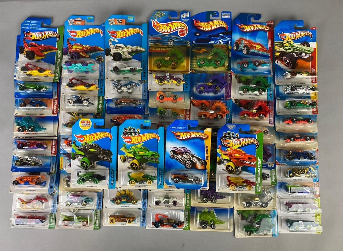 Group of Assorted Mattel HotWheels Animals 1:64 Scale Die Cast Vehicles (1 of 3)