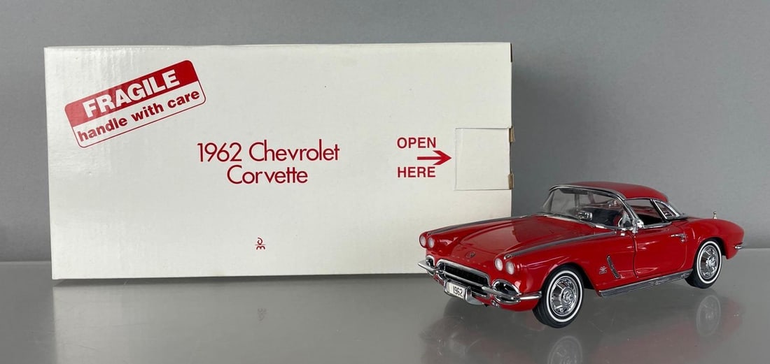 Danbury Mint 1962 Chevy Corvette Convertible Die-Cast Car: 1/24 scale, red, original packaging