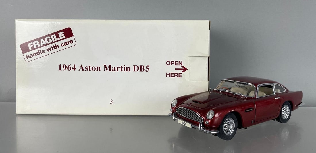 Danbury Mint 1964 Aston Martin DB5 Convertible Die-Cast Car: 1/24 scale, maroon, original packaging