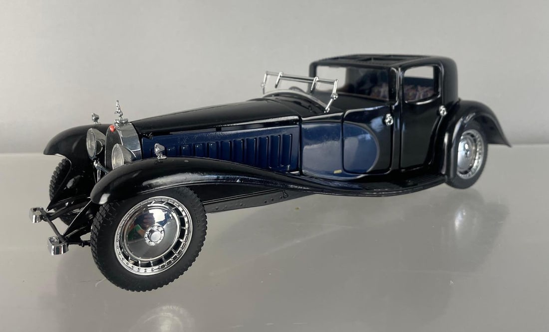 Franklin Mint 1930 Bugatti Royale Coupe Napoleon Die-Cast Car (1 of 5)