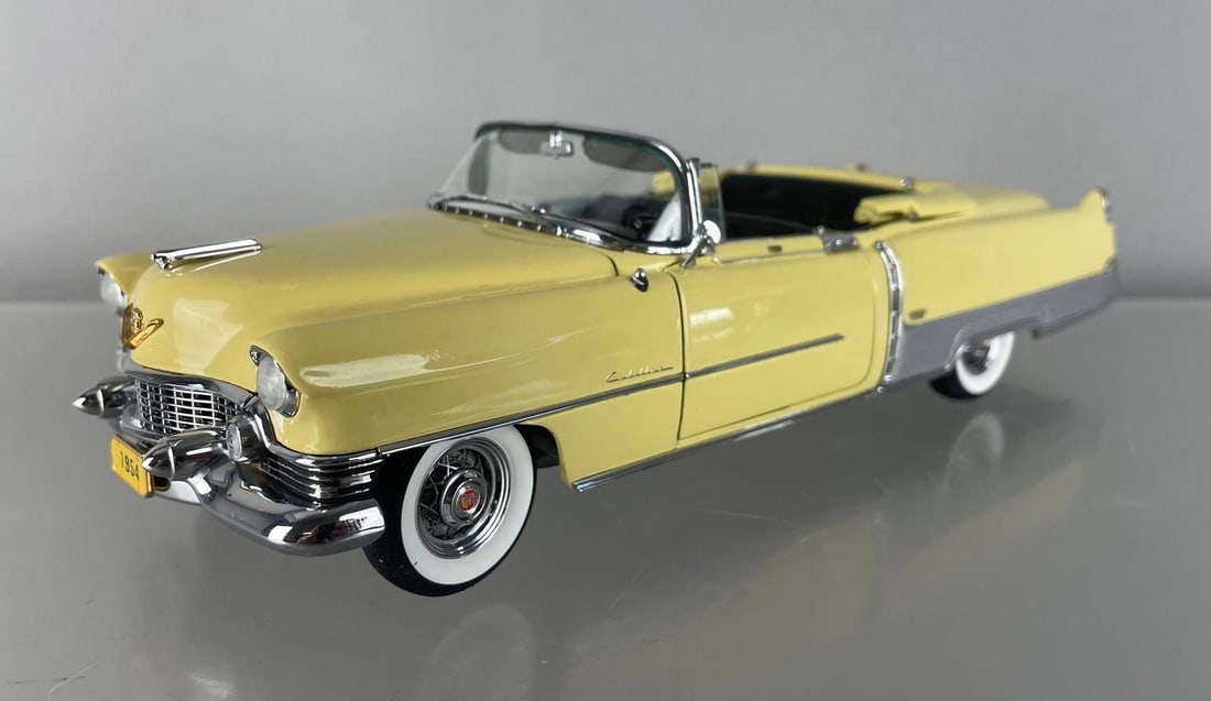 Danbury Mint 1954 Cadillac El Dorado Convertible Die-Cast Car (1 of 5)
