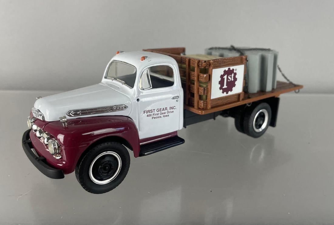 First Gear 1951 Ford Die-Cast Stake Truck: 1/32 scale