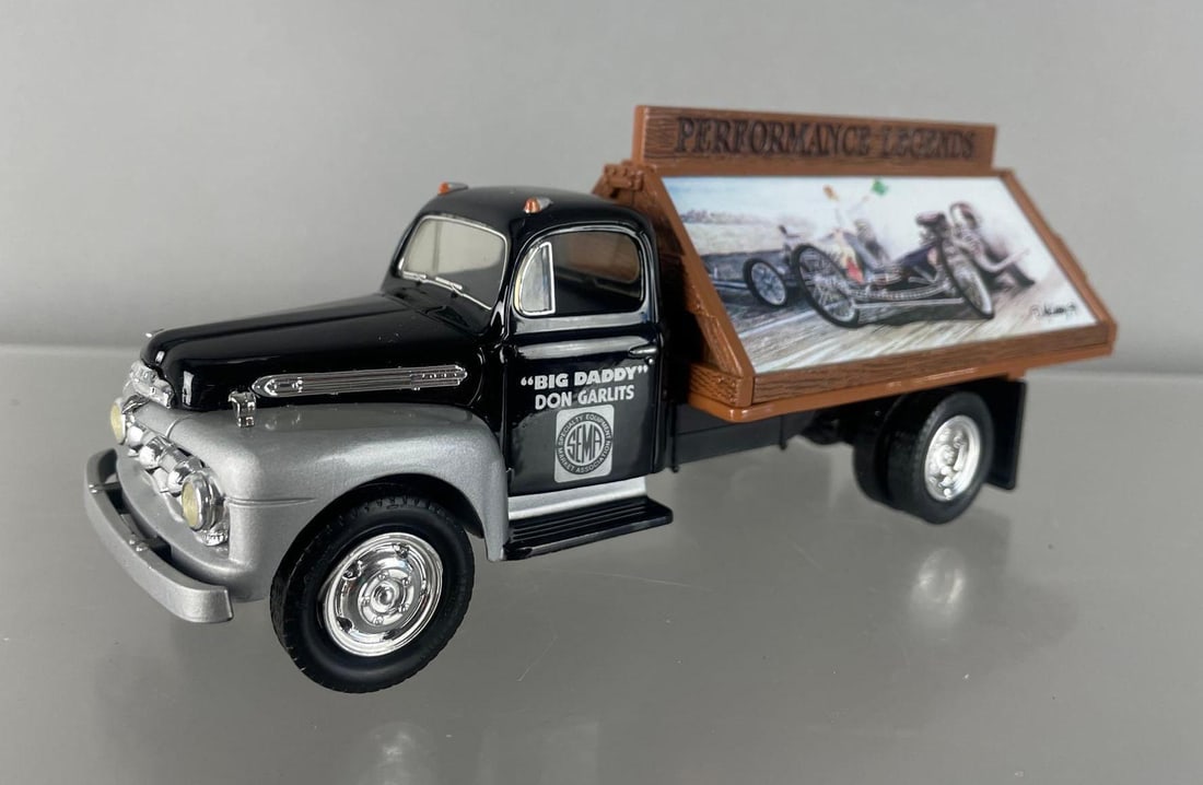 First Gear 1951 Ford F-6 Die-Cast Truck (1 of 3)