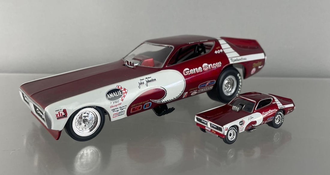 Johnny Lightning Gene Snow Die-Cast Funny Car Set: 1/24 and 1/64 scale