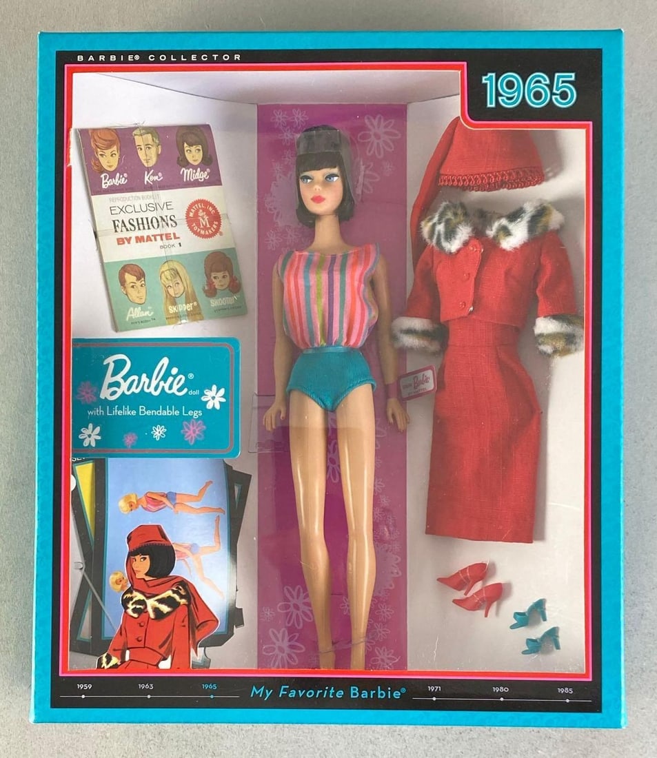 2009 Mattel Barbie Lifelike Bendable Legs Fashion Doll: My favorite barbie 1965, Like new in original box, doll measures 11 1/2? H