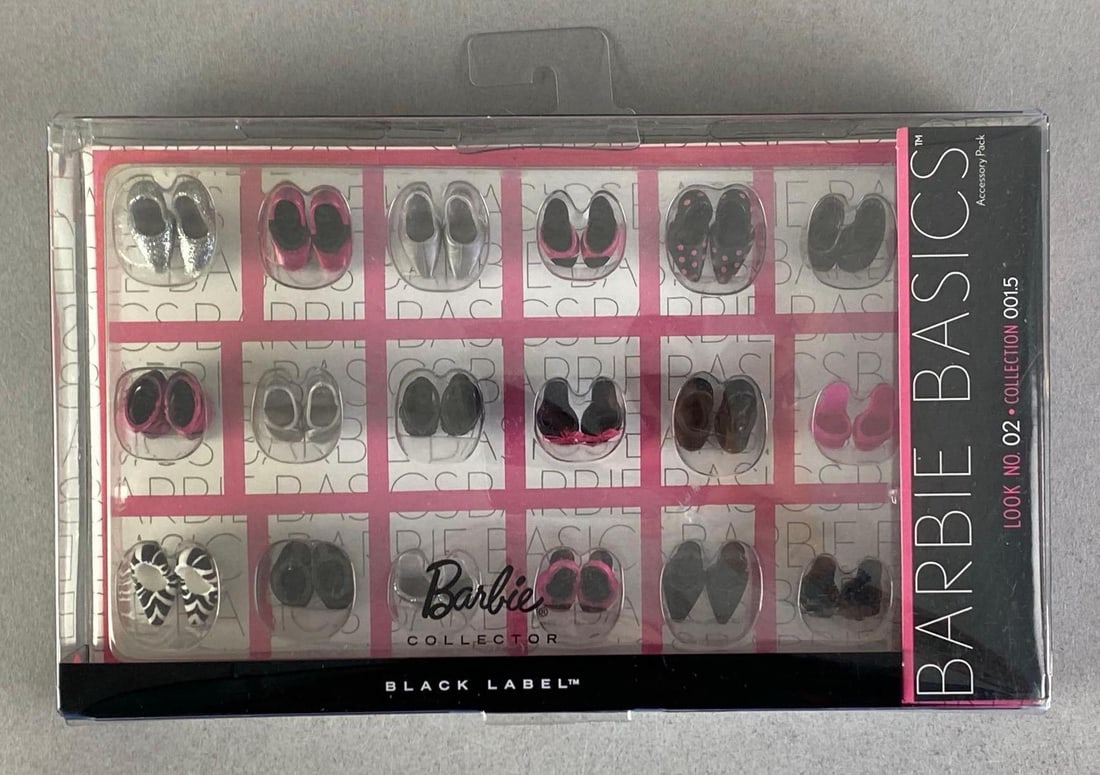 2009 Mattel Barbie Basics Black Label Shoe Accessory Pack: look no. 2, collection 1.5, Like new in original box, fits 11 1/2? H doll