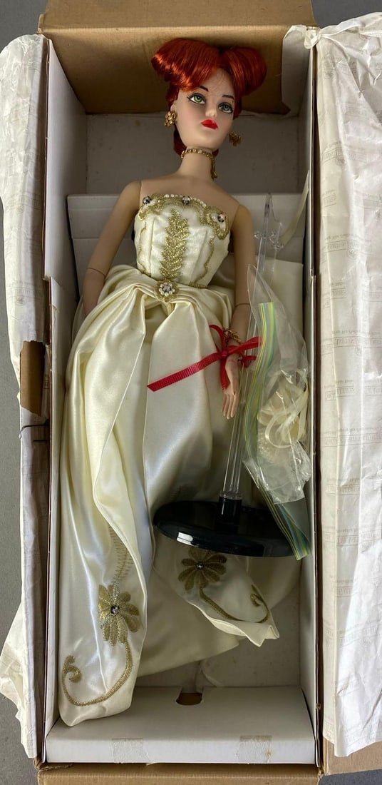 Ashton-Drake Madra Porcelain Fashion Doll (1 of 4)