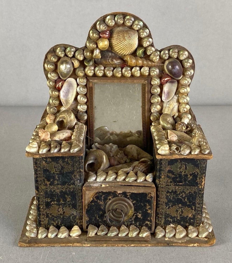 Vintage Seashell Memory Trinket Box (1 of 3)