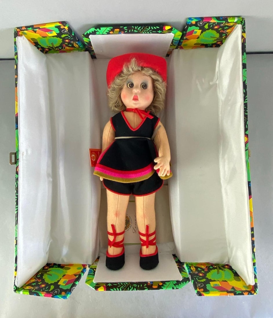 1981 Lenci Classic Stuffed Fashion Doll (1 of 3)