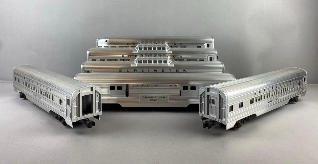 Group of 6 Lionel Trains O Gauge Silver Burlington Passenger Cars (1 of 4)
