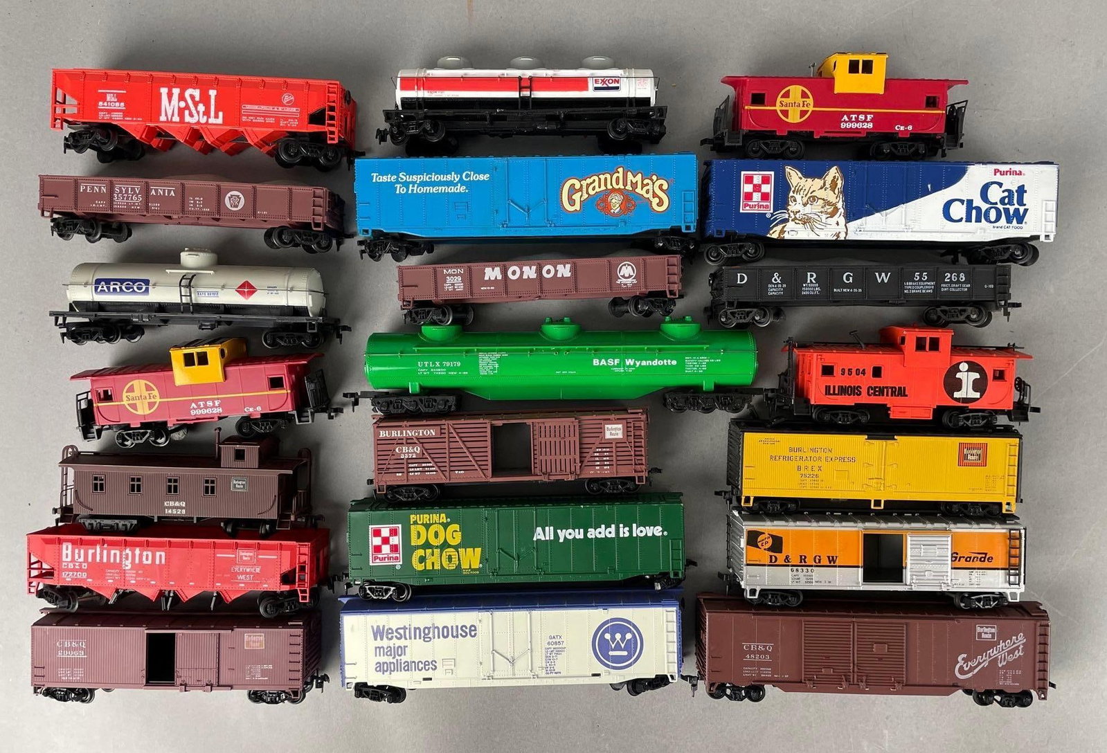 Group of HO Scale Train Cars: Includes advertising, boxcars, cabooses