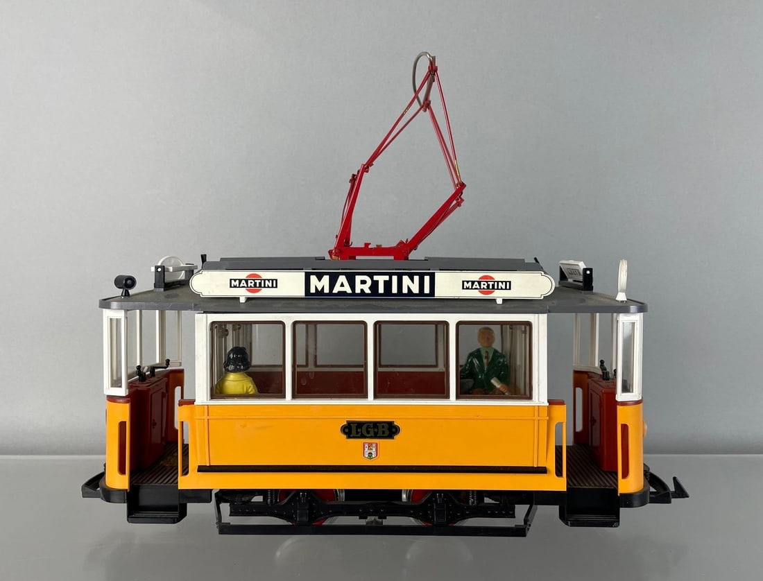 LGB G Scale Martini Trolley Car (1 of 5)