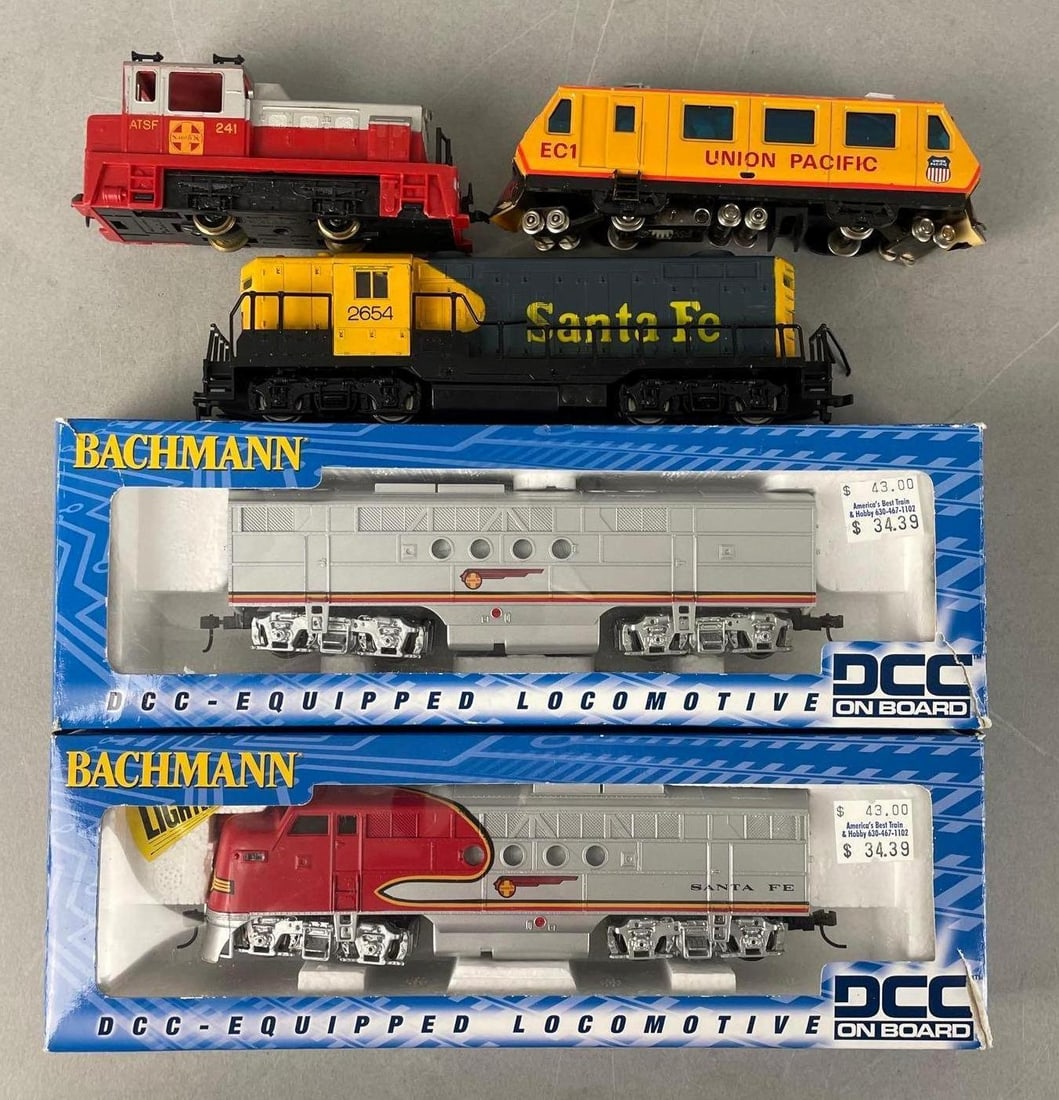 Group of HO Scale Locomotives: Includes Bachmann Santa Fe, Union Pacific EC1, tyco