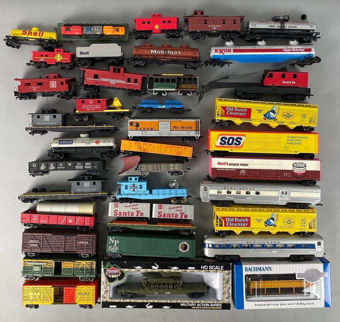 Group of HO Scale Train Cars (1 of 3)