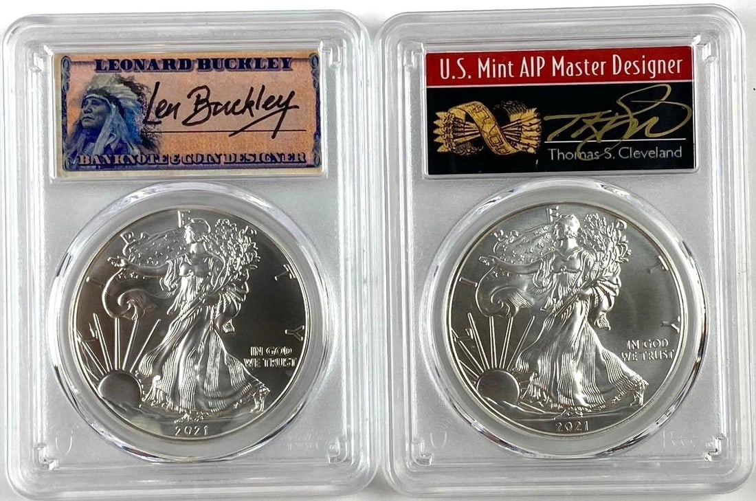 Group of 2 US 1 Oz American Silver Eagles: Group of 2 US 1 Oz American Silver Eagles
