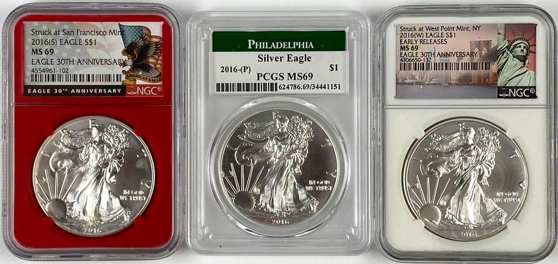 Group of 3 US 1 Oz American Silver Eagles: Group of 3 US 1 Oz American Silver Eagles