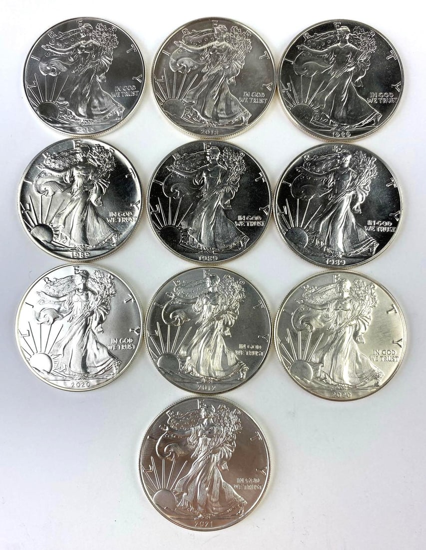 Group of 10 US 1 Oz American Silver Eagles: Group of 10 US 1 Oz American Silver Eagles