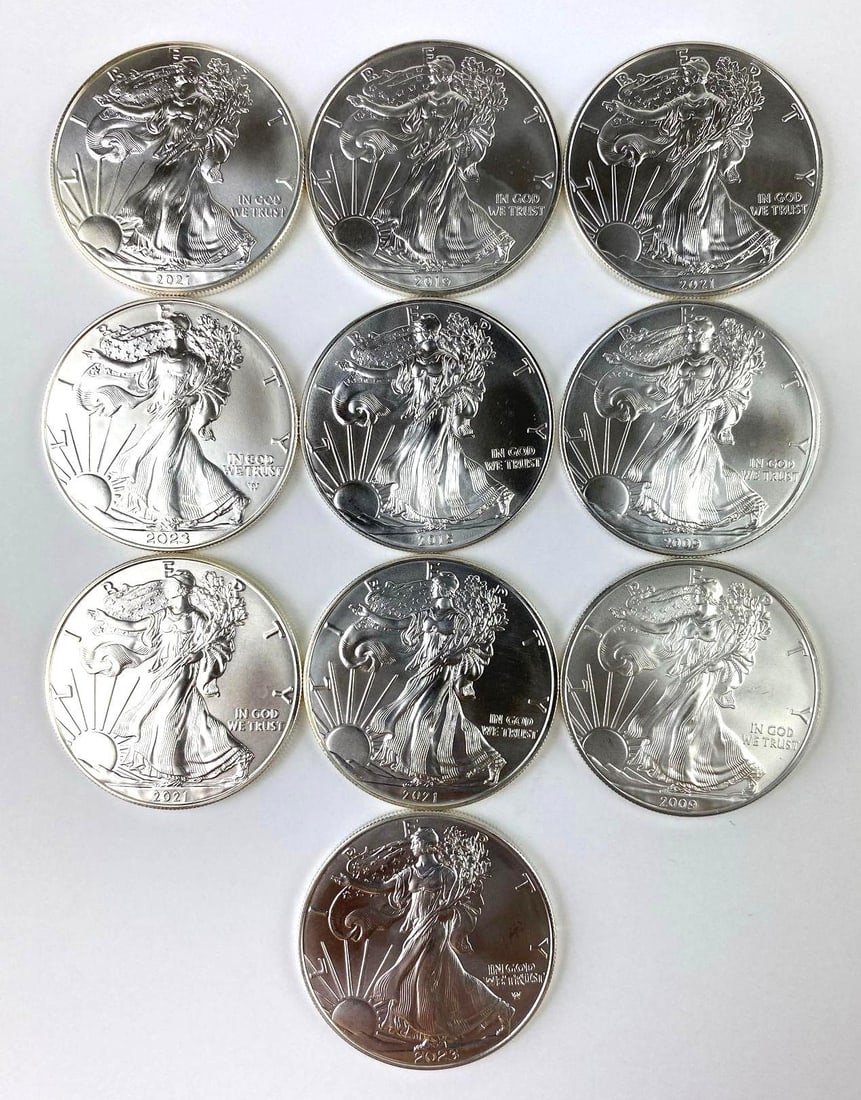 Group of 10 US 1 Oz American Silver Eagles (1 of 2)