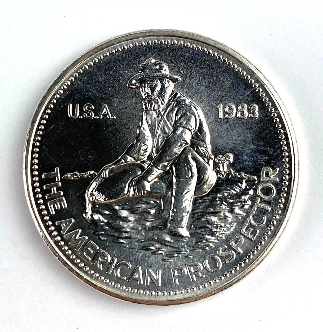 1983 Engelhard 1 Oz .999 Fine Silver American Prospector Round (1 of 2)