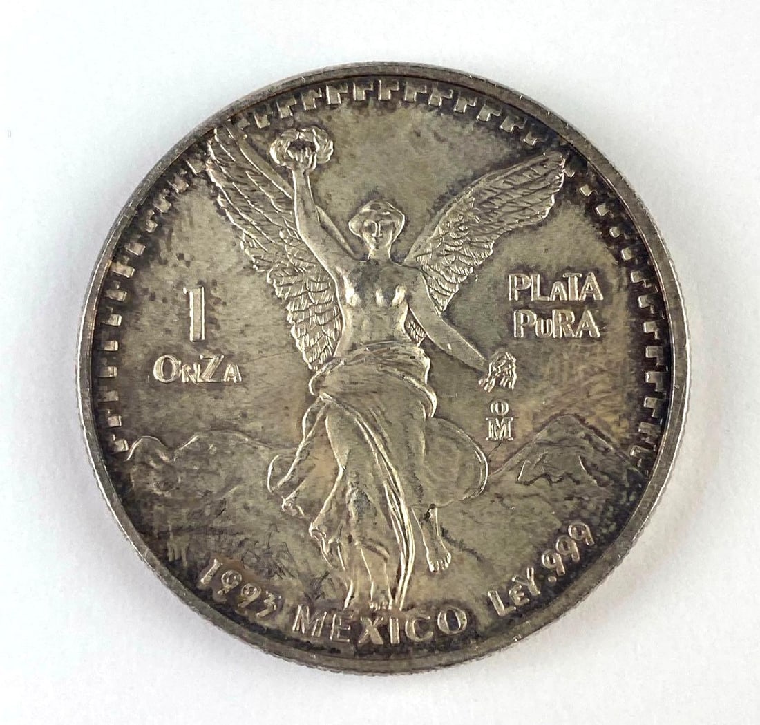 1993 Mexico Libertad 1 Onza 1 Oz .999 Fine Silver Round: 1993 Mexico Libertad 1 Onza 1 Oz .999 Fine Silver Round