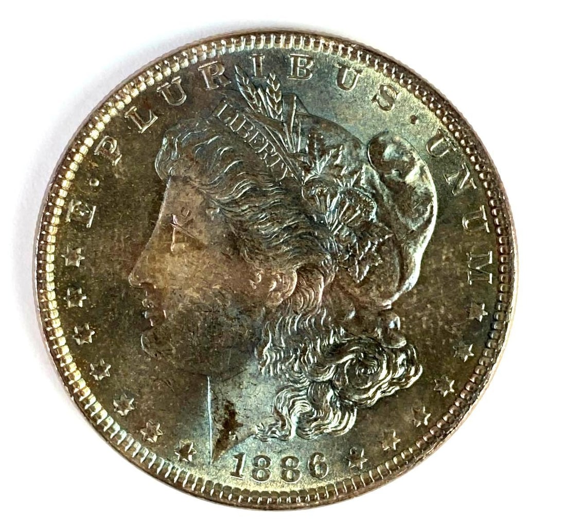 1886 US $1 Morgan Silver Dollar (1 of 2)