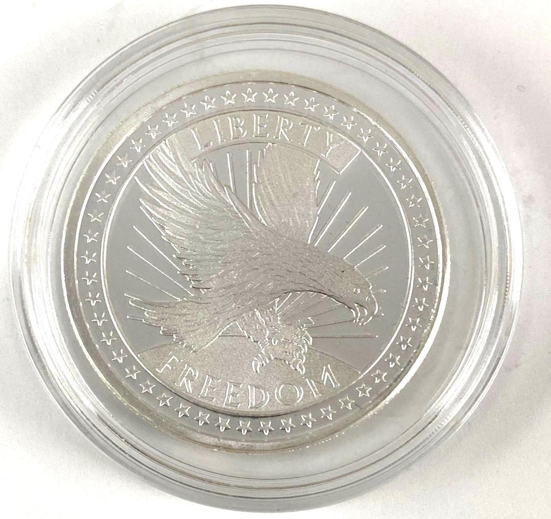 SD Bullion Liberty Freedom 1 oz .999 Fine Silver Round (1 of 2)