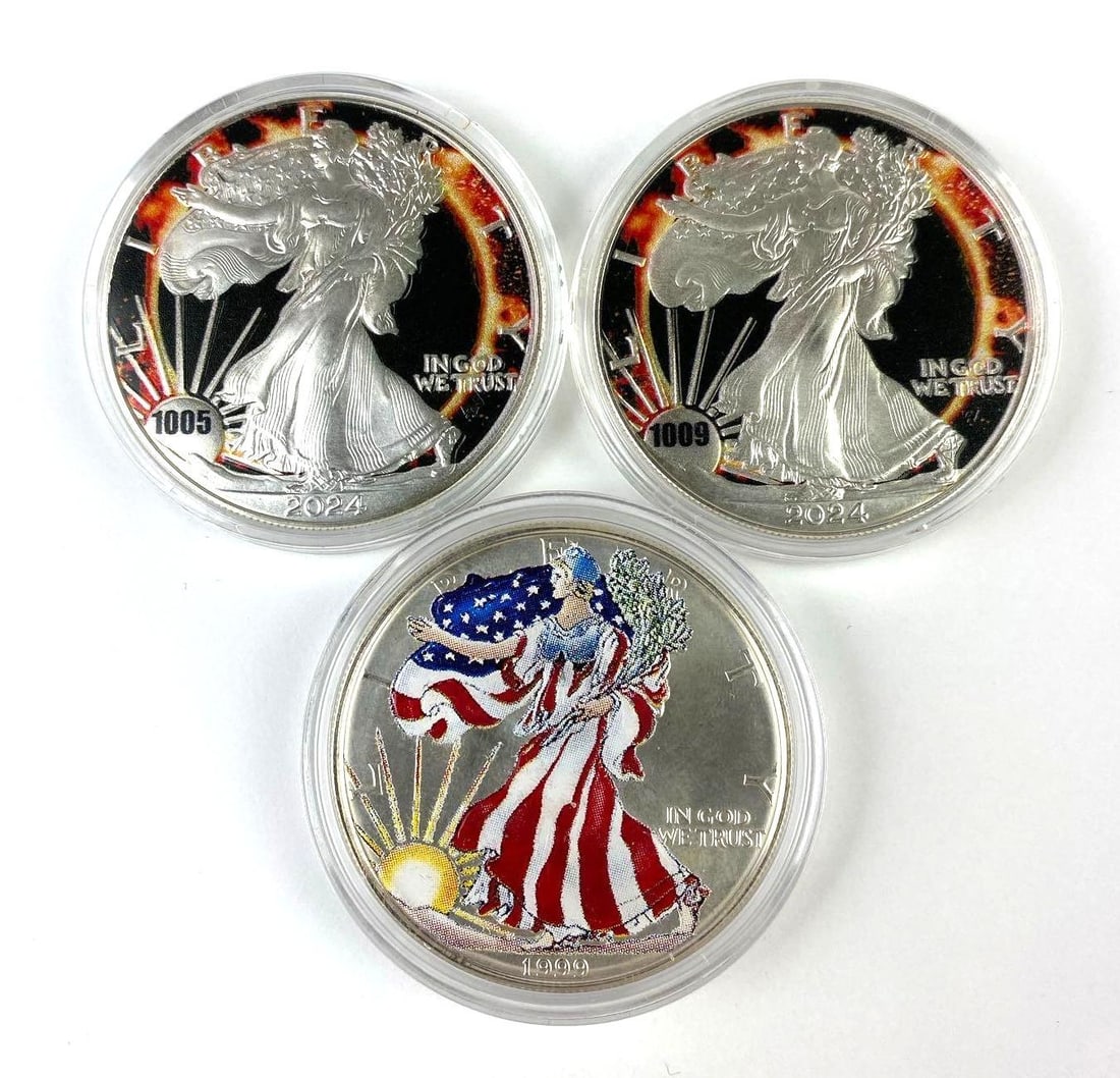 Group of 3 US 1 Oz Colorized American Silver Eagles: Group of 3 US 1 Oz Colorized American Silver Eagles