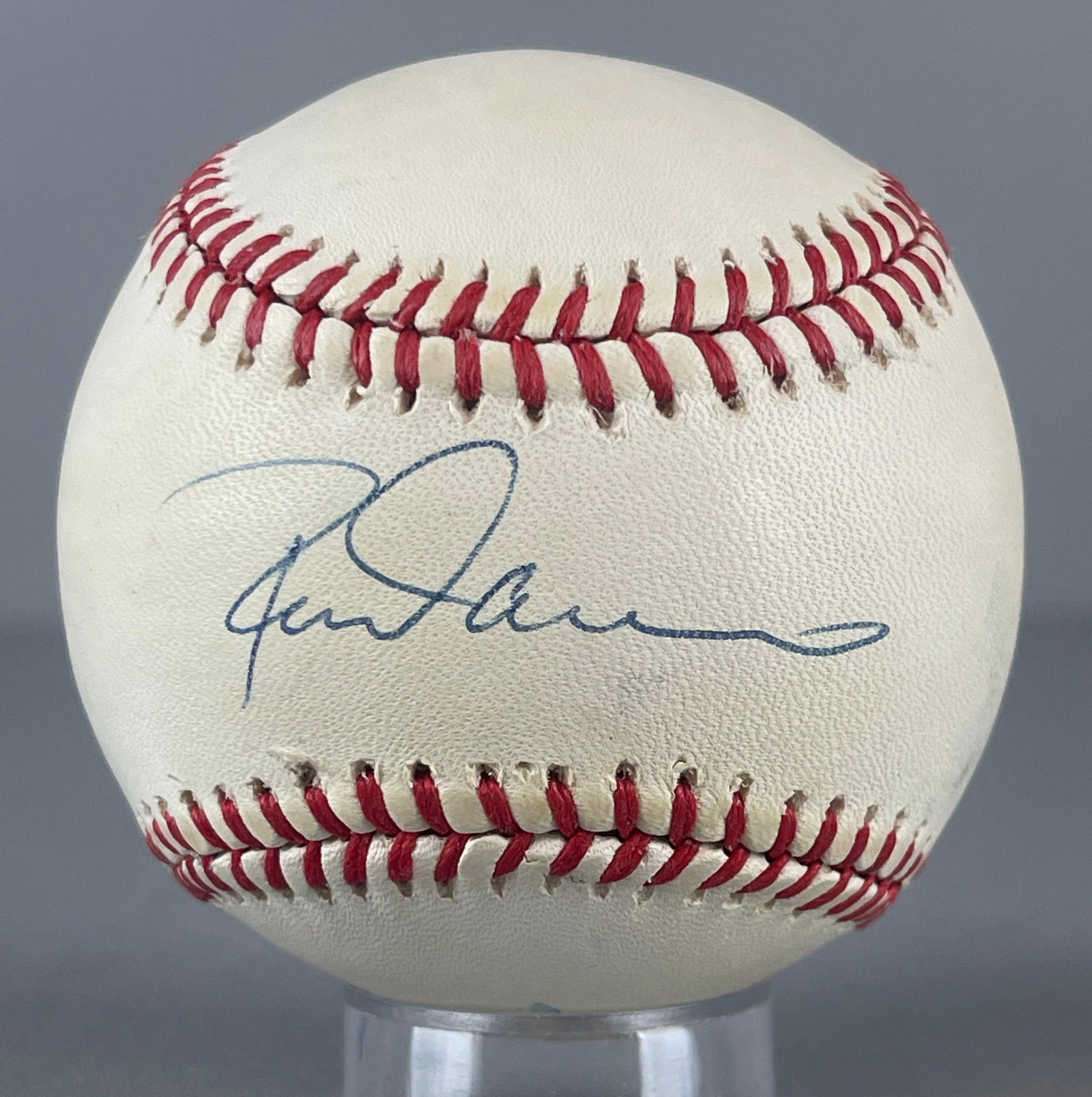 Rod Carew Signed Official MLB Rawlings Baseball with JSA COA: Autographed Rod Carew, with JSA COA, Case included
